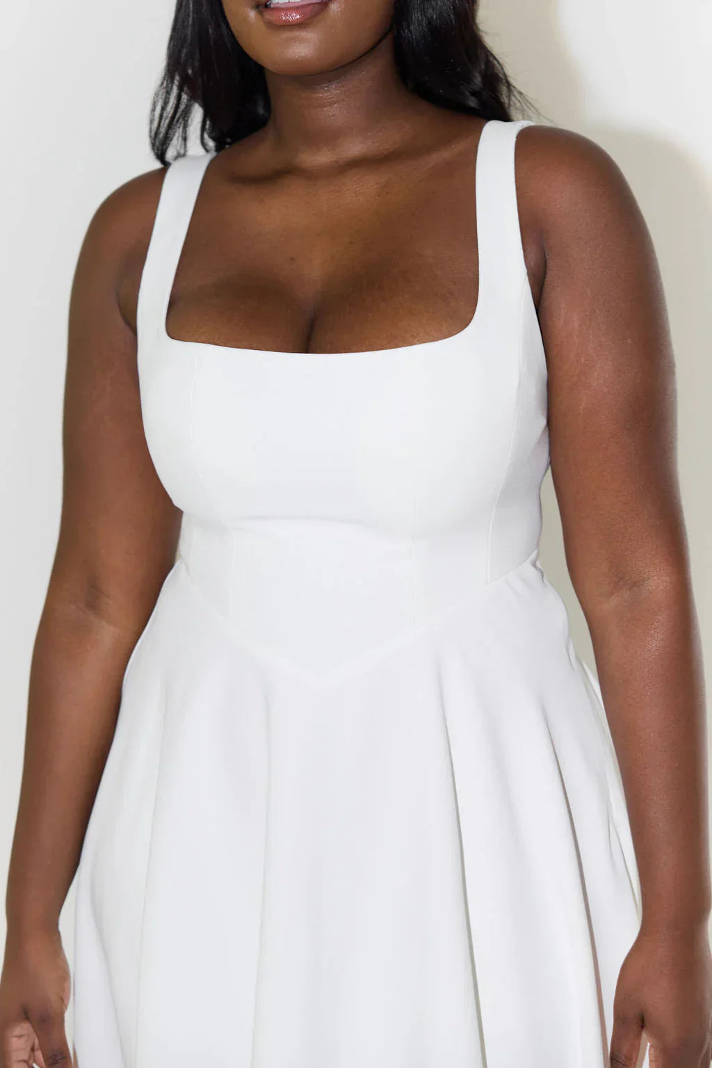 Doris – Robe à encolure carrée