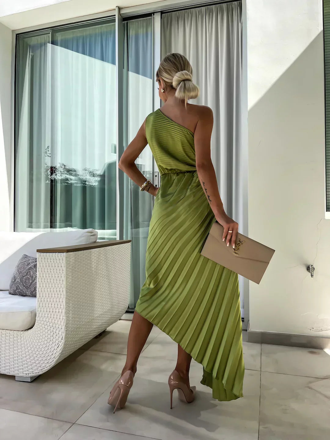 Lizbeth - Jurk met Bloemen Schouders