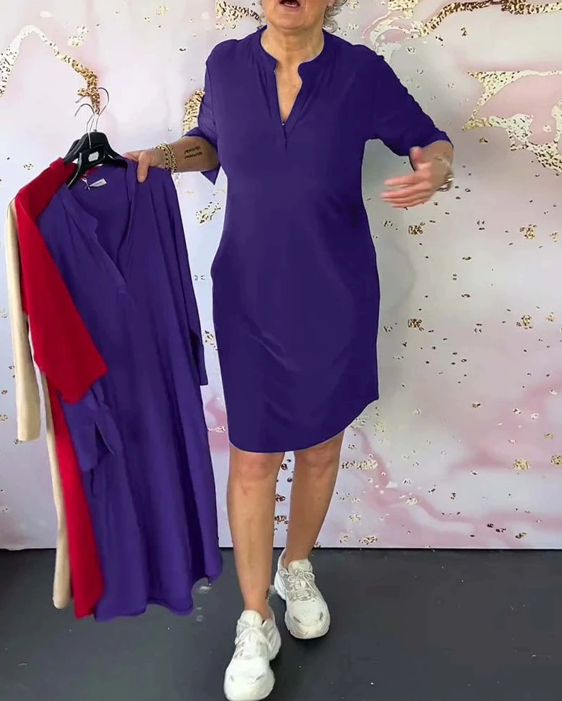 Hanneke - Effen jurk met V-hals