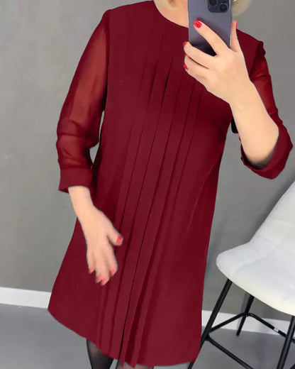 Monique™ | Robe Noire Élégante à Manches Voilées