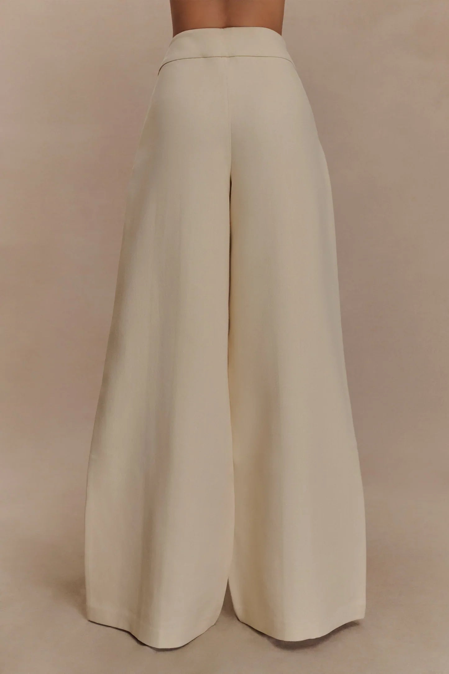 Camille – Ensemble en lin deux pièces à nouer, coupe tailleur féminine