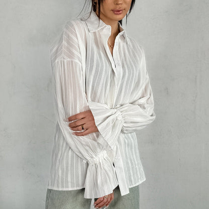 Ambre | Blouse Boutonnée à Manches à Nouer Rayée