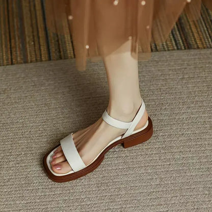 Sandali June in pelle