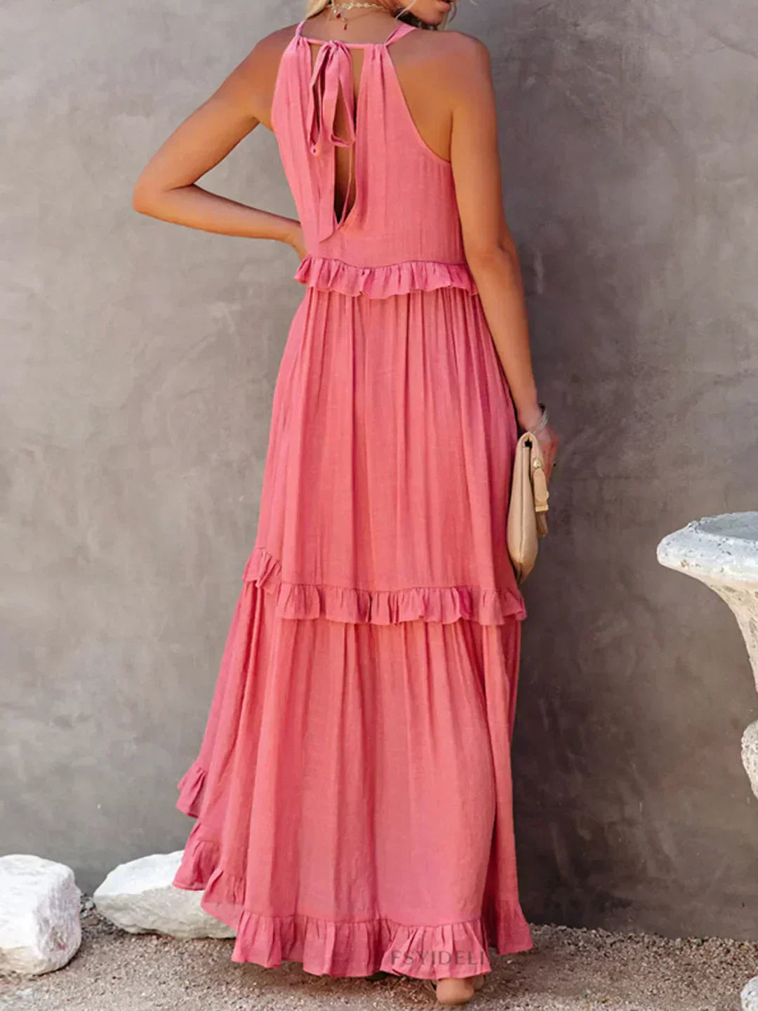 Ilona - HALTERNECK JURK MET RUFFLES EN ZAKKEN