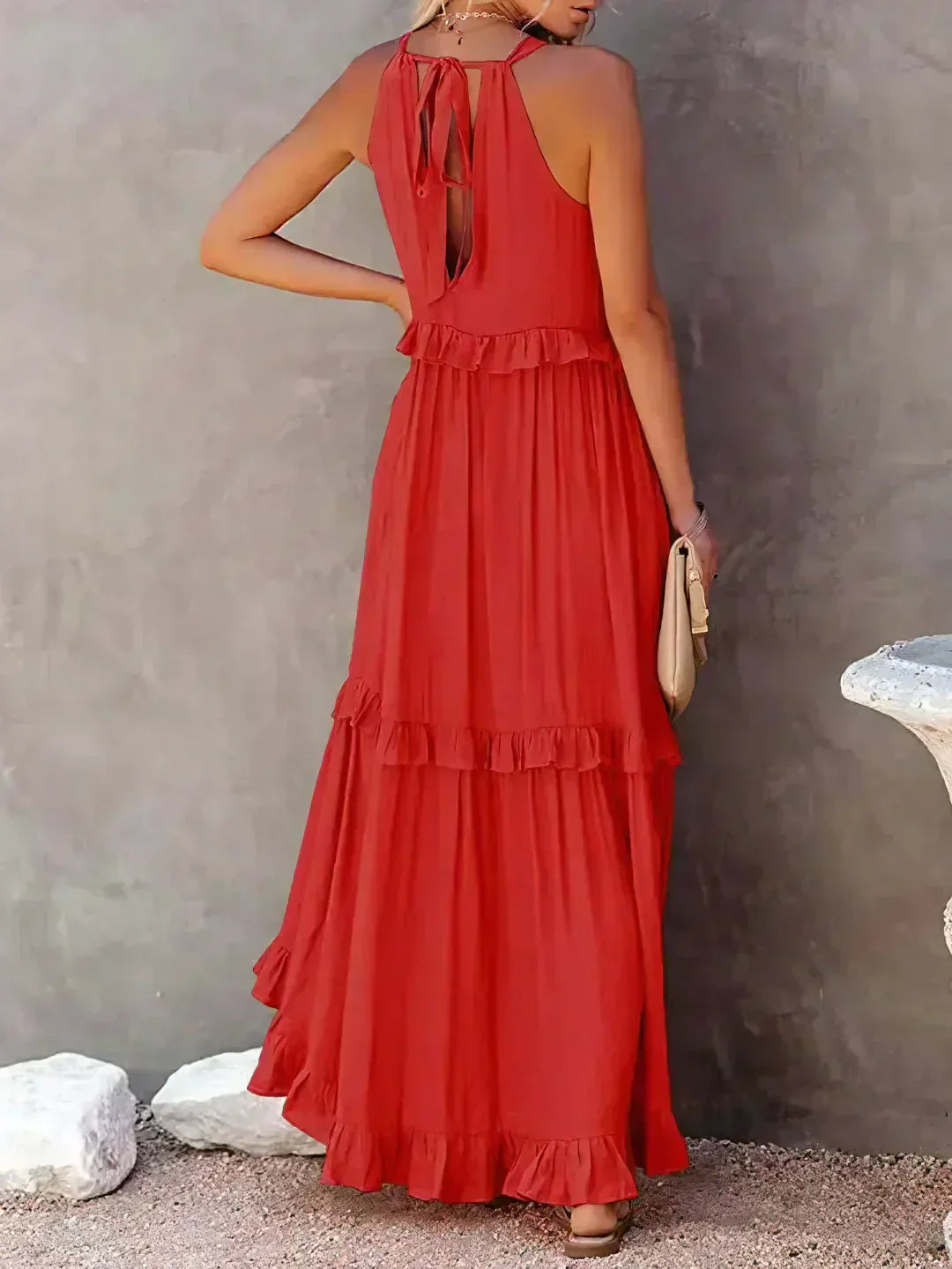 Ilona - HALTERNECK JURK MET RUFFLES EN ZAKKEN