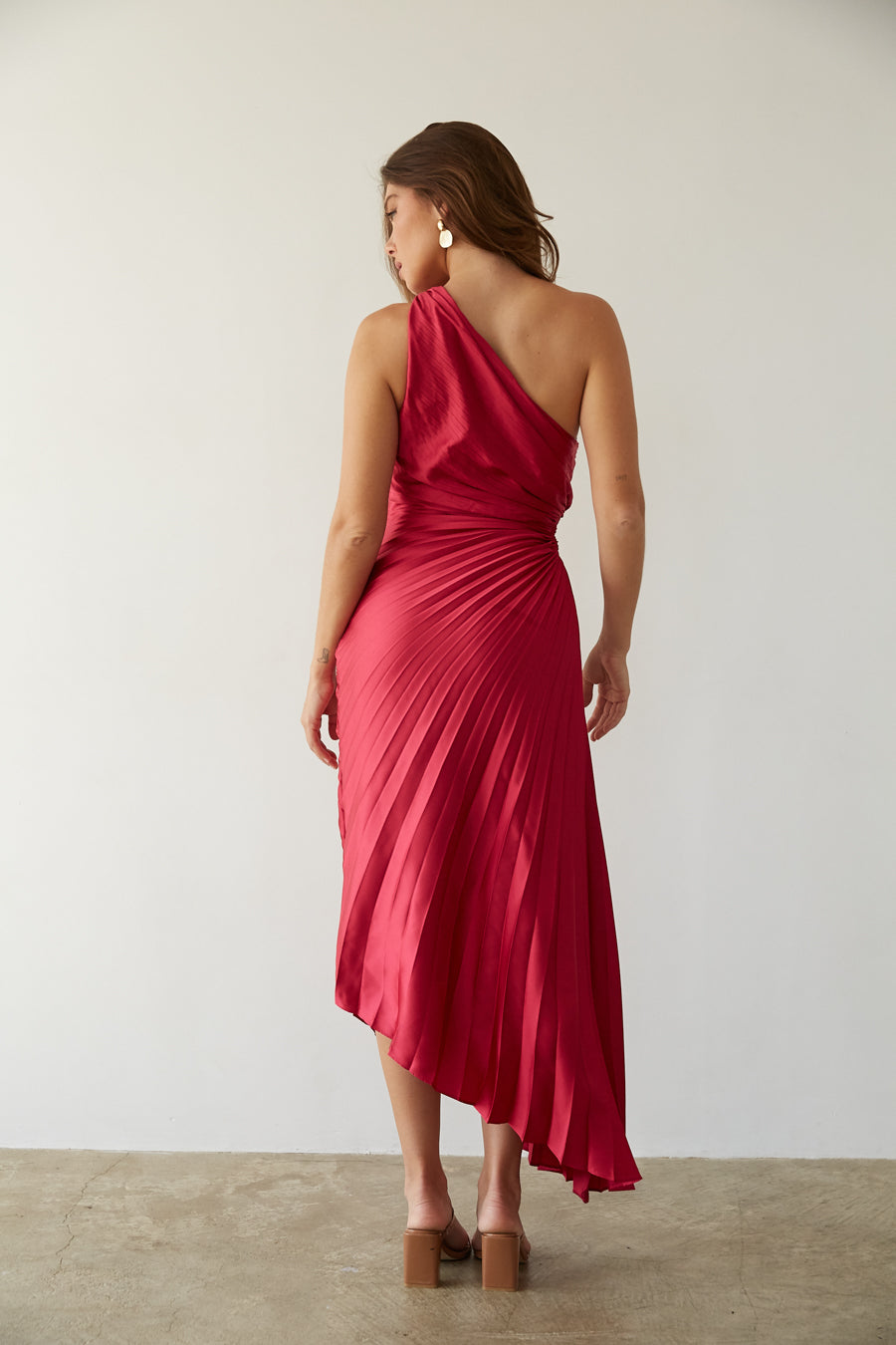 Sylviana™ | Midi Plissé Jurk met Één Schouder